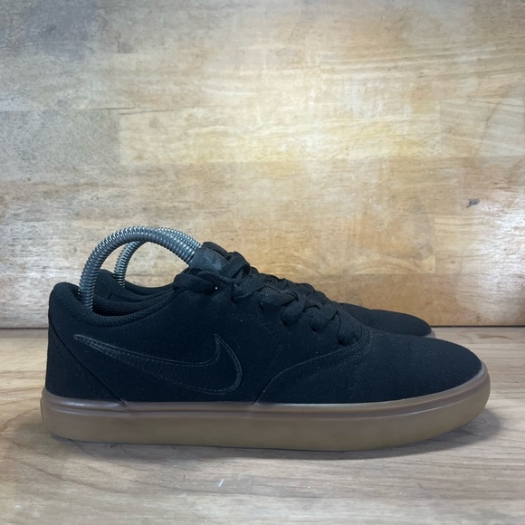 Nike Shoes - Nike SB Check Solar Womens Sz 8.5 Skate Shoes Sneakers Black Lace Up 843896-009